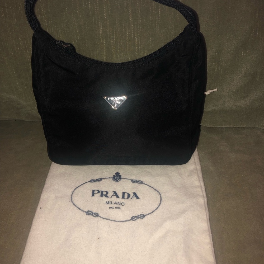 Prada small bag - Picture 4 of 14